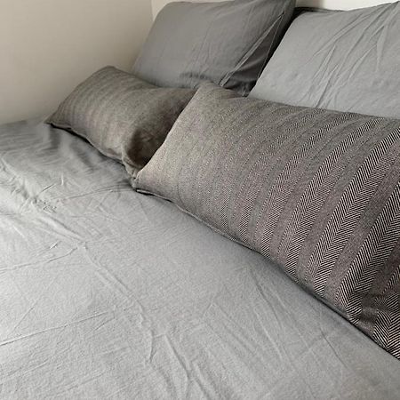 R&J Guesthouse Ro0M Grindavík Εξωτερικό φωτογραφία
