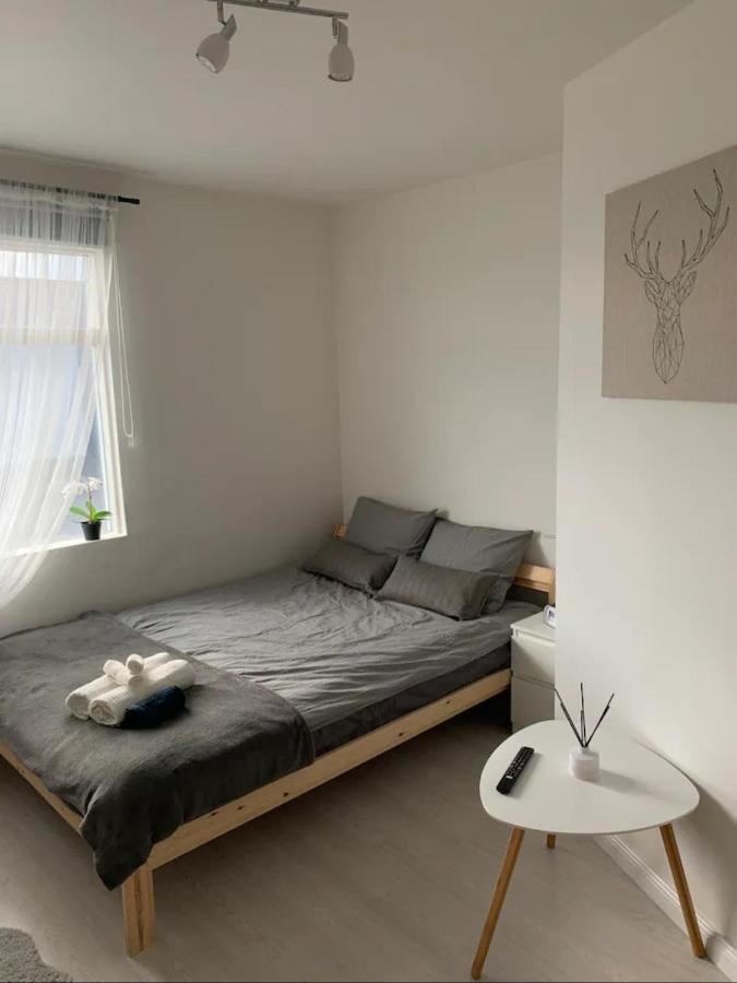 R&J Guesthouse Ro0M Grindavík Εξωτερικό φωτογραφία